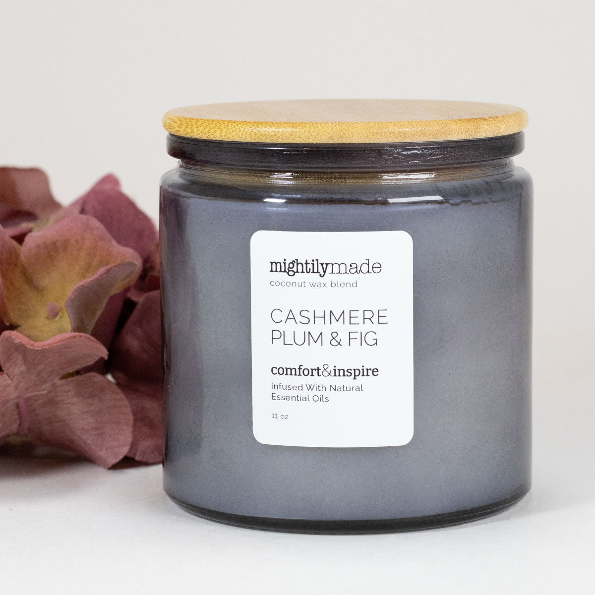 Cashmere Plum & Fig Scented Candle With Decor